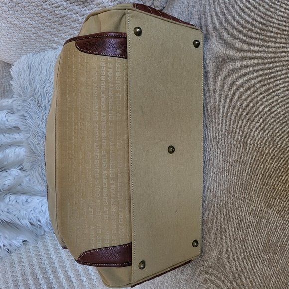 Burberry Tan and Brown Duffel Bag with Timeless Elegance - Picture 7 of 11